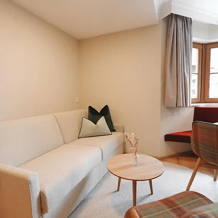 Alpenschloessl Boutique & Apartment *