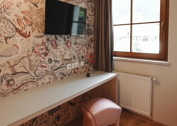 Alpenschloessl Boutique & Daire *