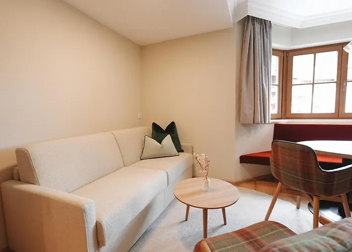 Alpenschloessl Boutique & Daire *