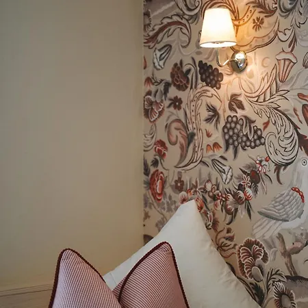 Alpenschloessl Boutique & *