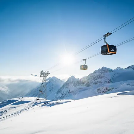 Alpenschlössl * Neustift im Stubaital